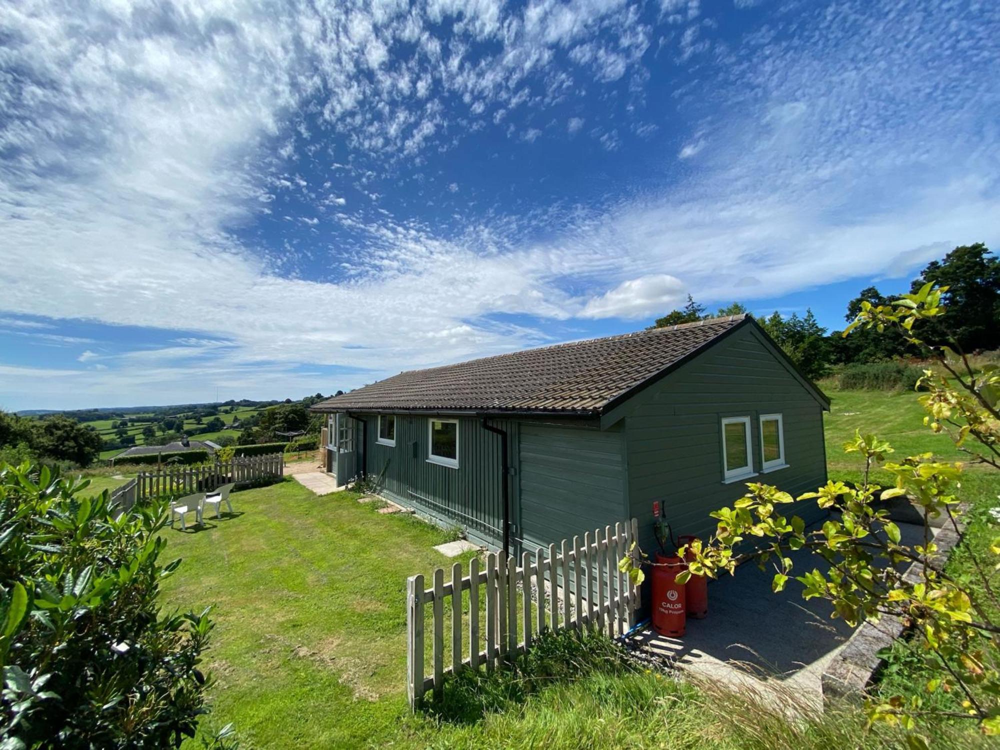 Hillside Lodge Honiton Exterior foto